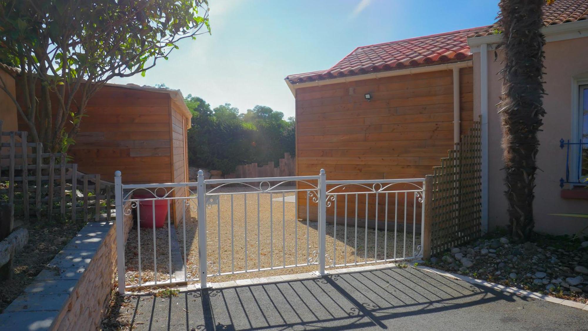 Les Gites De Bellevue Nueil-sous-les-Aubiers Exterior photo