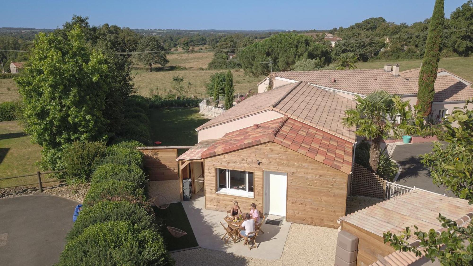 Les Gites De Bellevue Nueil-sous-les-Aubiers Exterior photo